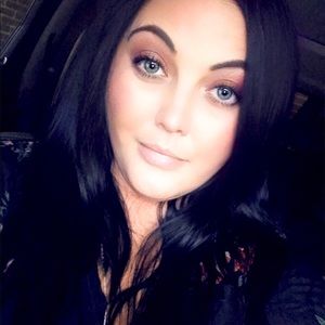 Meet your Posher, Darra